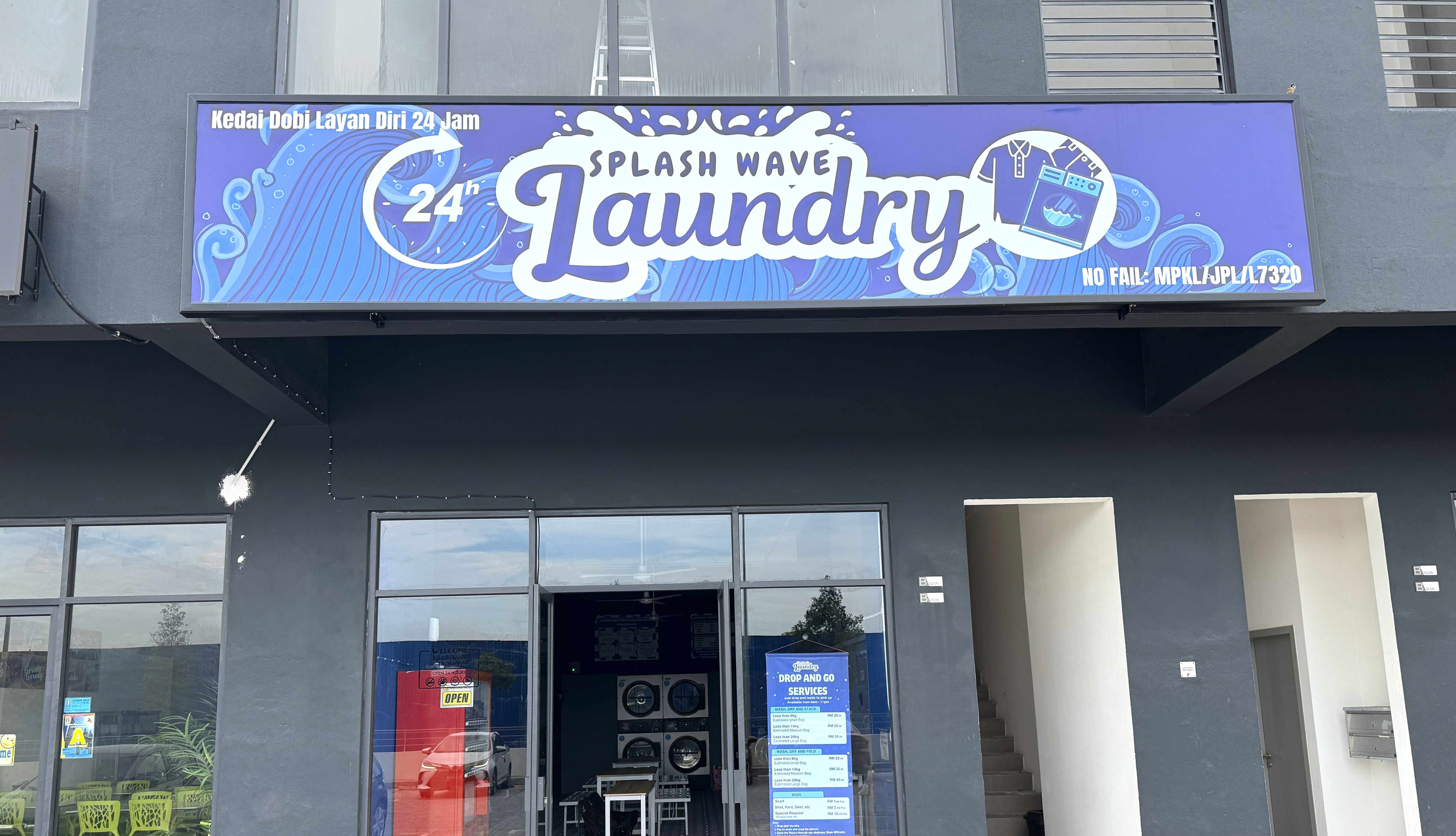 SplashWave Laundry